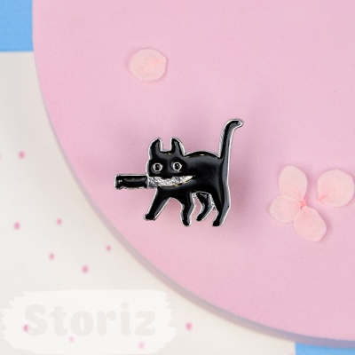 Значок металлический "Черная кошка"