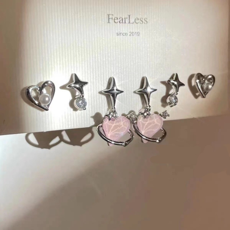 Серьги-гвоздики "Fear Less", 3 пары