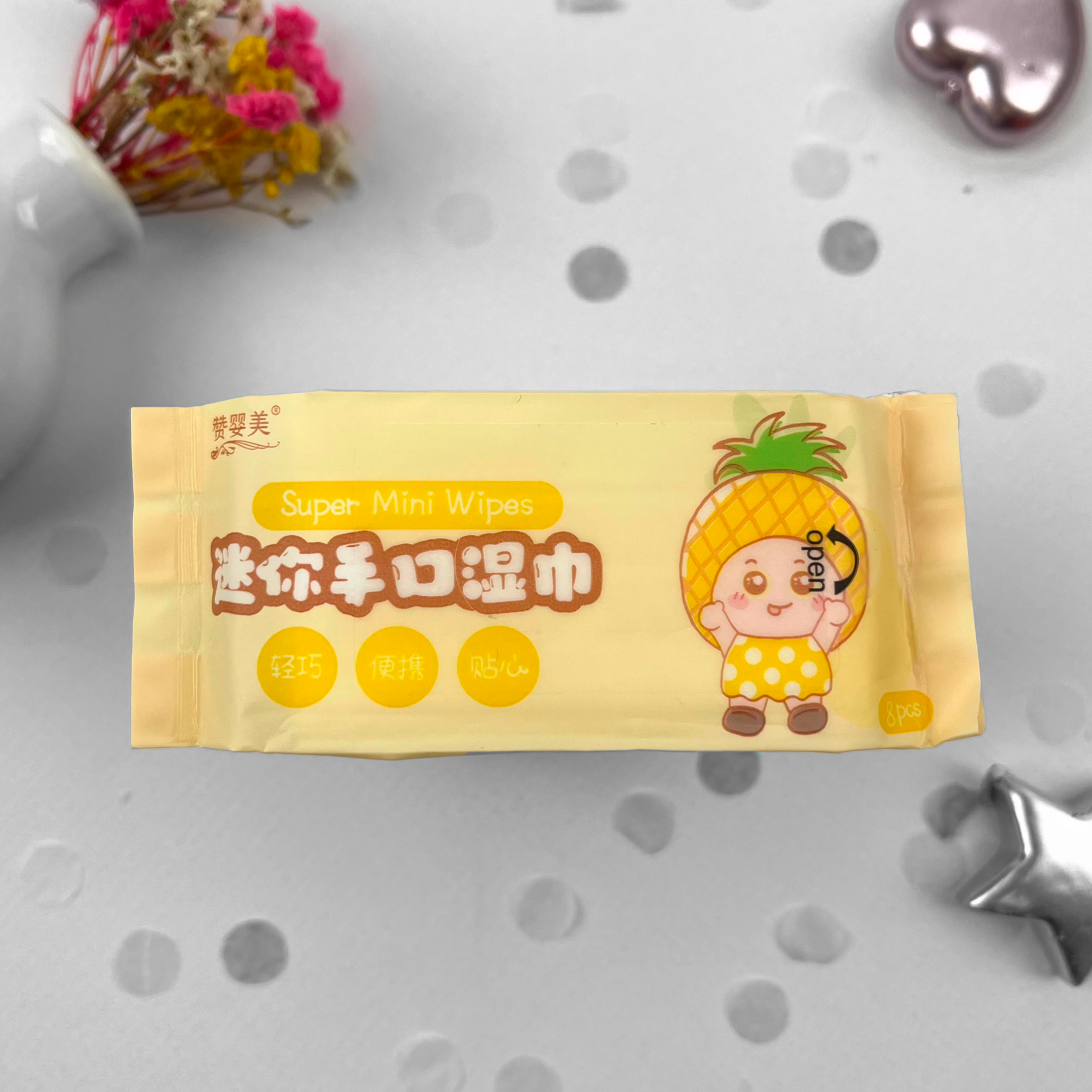 Влажные салфетки Mini "Pineapple Bag" 1 уп. по 8шт.