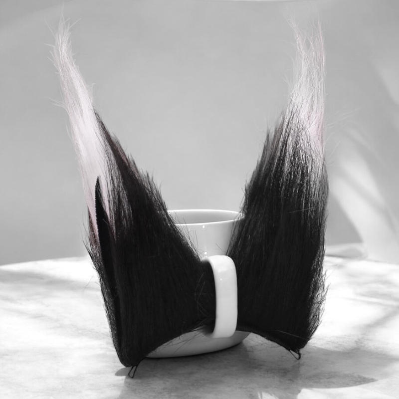 Набор заколок для волос "Лисьи ушки" черно-белый, 2 шт.