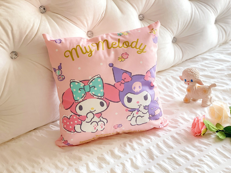 Подушка декоративная "My Mld" Мело и Куро, 45x45см
