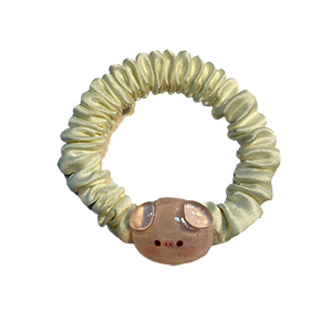 Резинка для волос "Свинка" белый