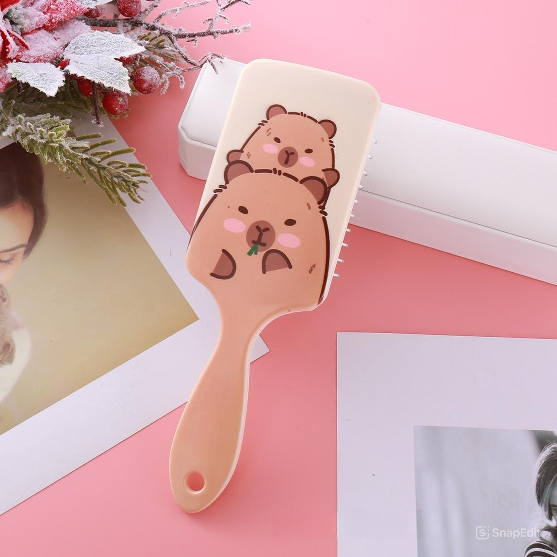 Расческа "Капибара"