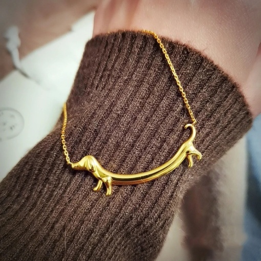 Кулон на цепочке "Такса", золотой