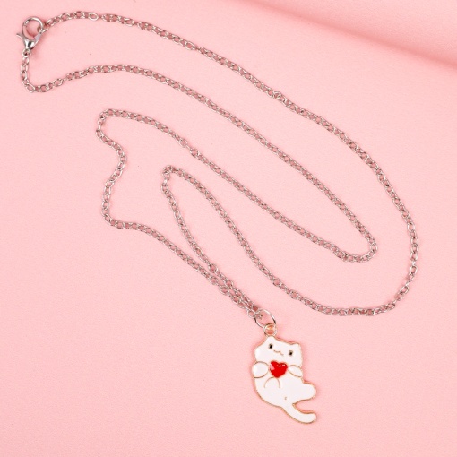Кулон на цепочке "Котик с сердцем" белый