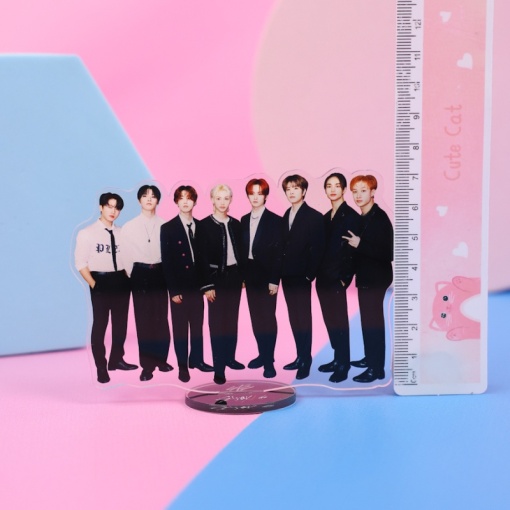 Фигурка акриловая "K-pop" Stray Kids оптом