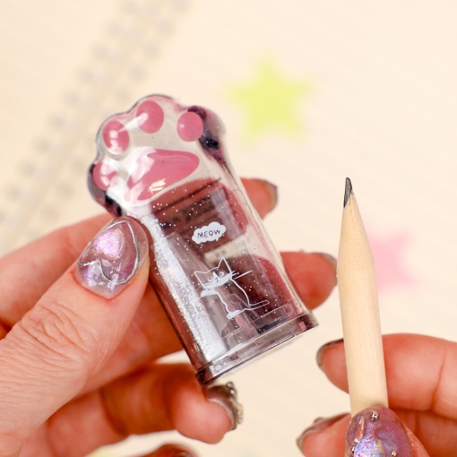 Точилка "Лапка" серый