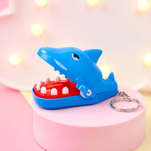 Брелок-антистресс "Акула"