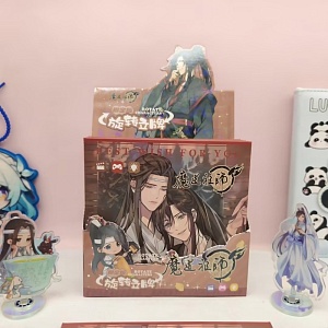 Фигурка акриловая Surprise "Manga" с вращением, 1шт оптом