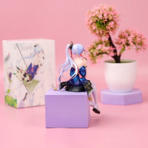 Фигурка "Аяка" 18 см оптом