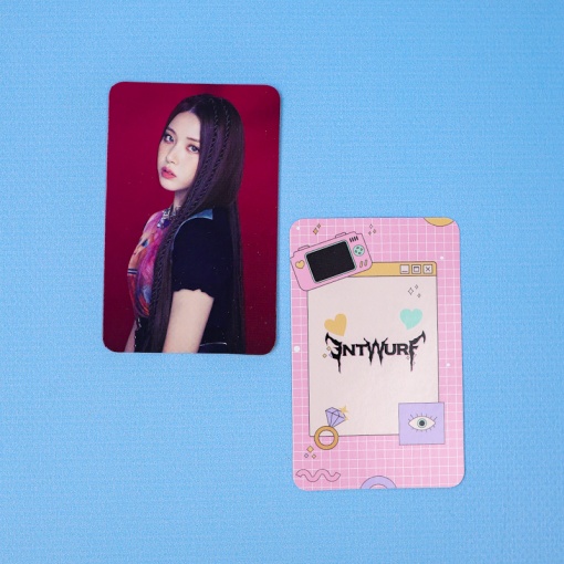 Набор картонных карточек "NMIXX" Entwurf 30шт.