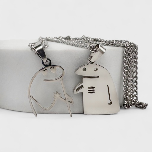 Кулон парный "Злодеи"