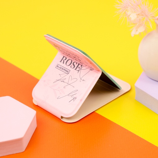 Зеркало настольное "K-pop" Blackpink розовый, 7х10,8см