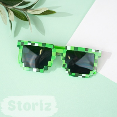 Солнцезащитные очки "Пиксели" классик, зеленые