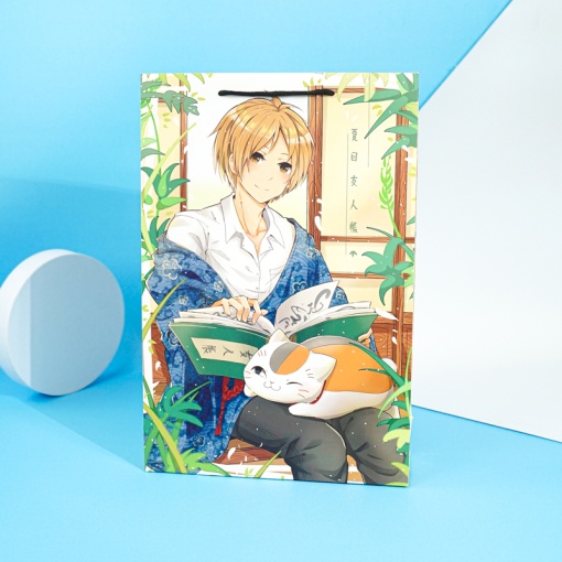 Подарочный пакет "Тетрадь Дружбы Нацумэ" 41x27,5 см