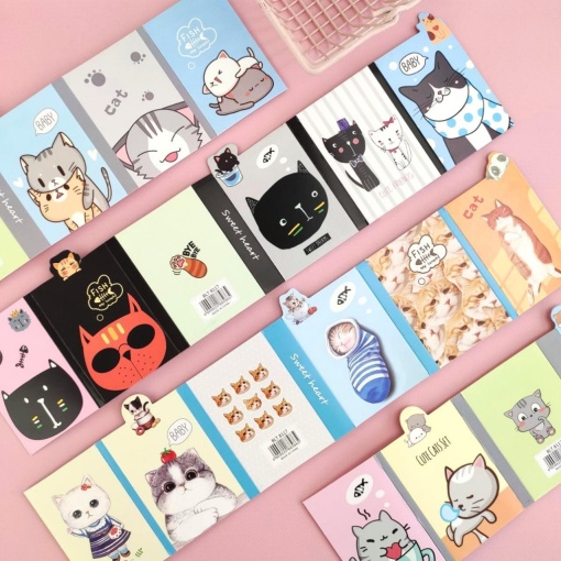 Мини-книжка со стикерами "Cats"