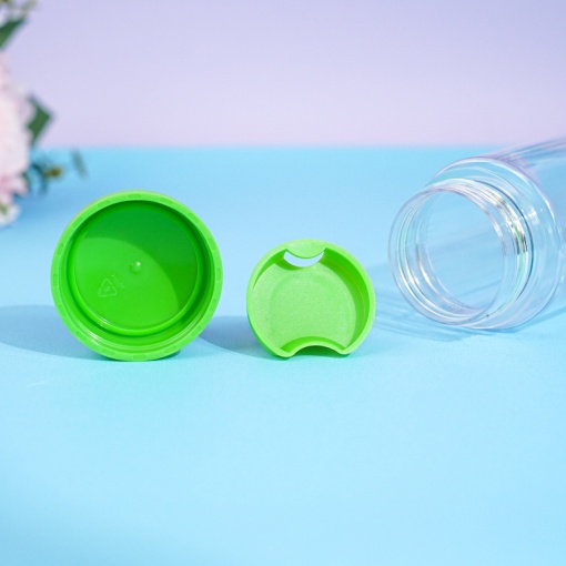 Бутылочка прозрачная "My bottle" зеленая с чехлом оптом