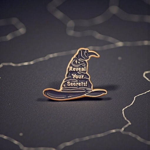 Значок-брошь "Harry Potter" распределяющая шляпа