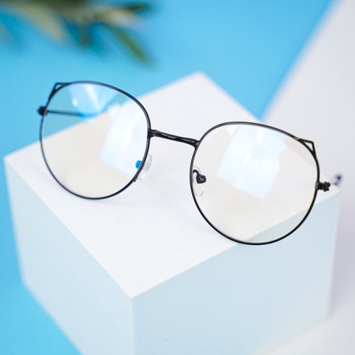Очки "Кошачьи глаза", черная оправа