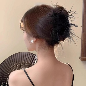 Заколка-крабик "Перья" черный