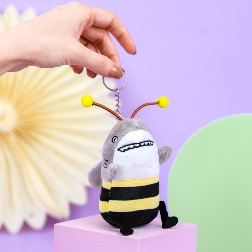 Мягкий брелок "Акула-пчела" 12 см