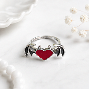 Кольцо "Winged Heart" красный, 1шт