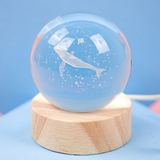 Ночник "Хрустальный шар" Кит, 6 см оптом