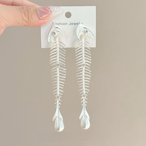 Серьги-гвоздики "Скелет рыбы" жемчужный