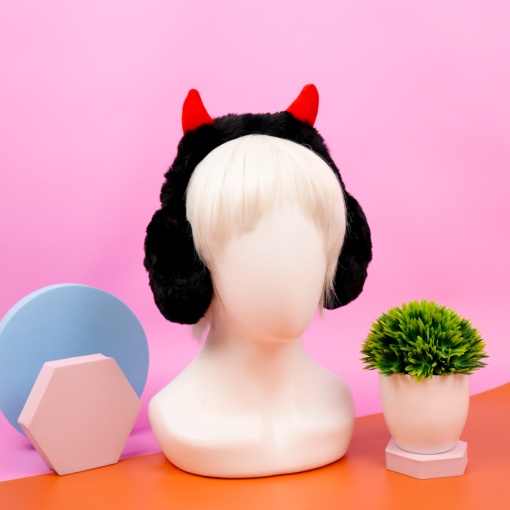 Меховые наушники "Devil" черный