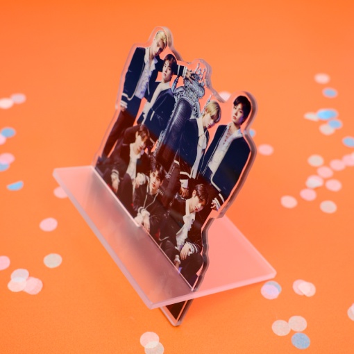 Подставка-фигурка для телефона "K-pop" Enhypen