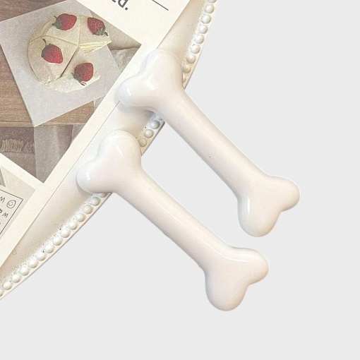 Заколка для волос "Косточка" белый