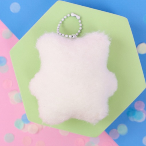 Мягкий брелок "Пищащий мишка" белый