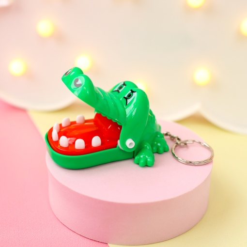 Брелок-антистресс "Крокодил"