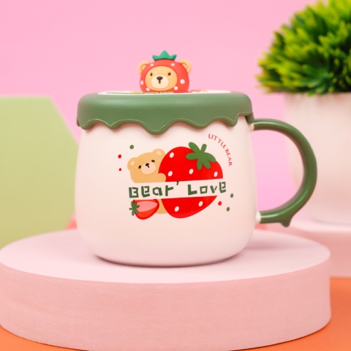 Кружка "Медведь с клубникой" бело-зеленый, 400 мл оптом со склада!