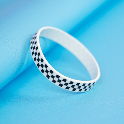 Браслет силиконовый "Black&White" белый (3 ряда)