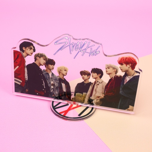 Фигурка акриловая "K-pop" Stray Kids №22 оптом