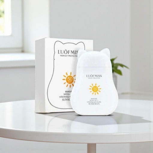 Солнцезащитный крем для лица и тела "Luofmiss" легкий SPF 50, 30мл 