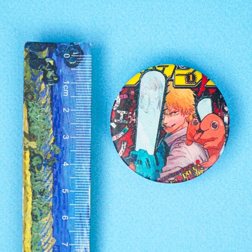 Значок круглый "Человек Бензопила" № 6, 44 мм