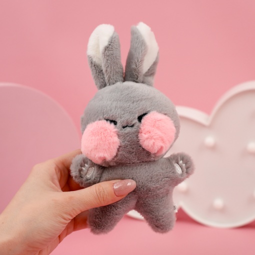 Мягкий брелок "Кролик с щечками" серый, 12 см