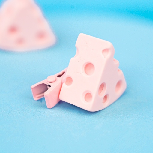 Заколка для волос "Сыр" розовый