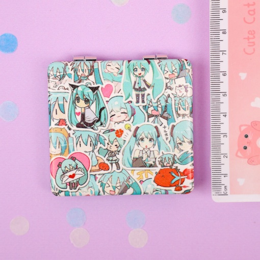 Зеркальце карманное "Miku" №2, 7х7 см