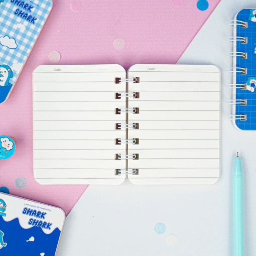 Мини-блокнот на пружине "Baby Shark" A7, в ассортименте 1шт.