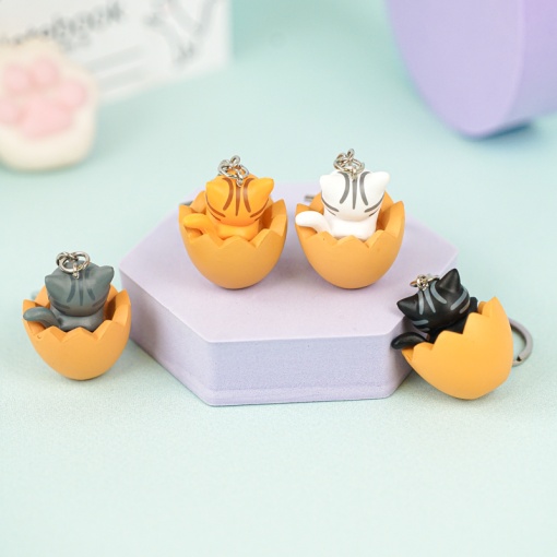 Брелок "Cat in egg" в ассортименте 1шт