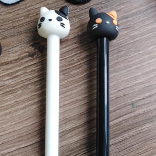 Ручка "White and black cat"