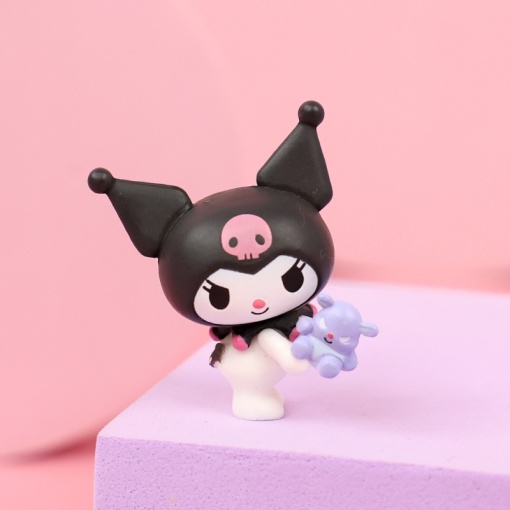 Фигурка "Kuro" 3х4,3см, в ассортименте 1шт оптом