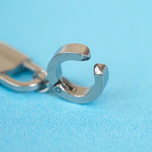 Серьга кафф "Padlock" серебристый