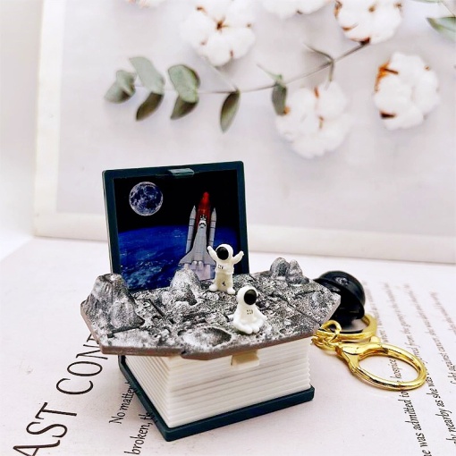 Брелок "Magic Book" Astronaut, серый