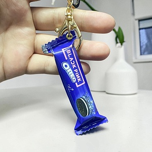 Брелок "Oreo" black pink