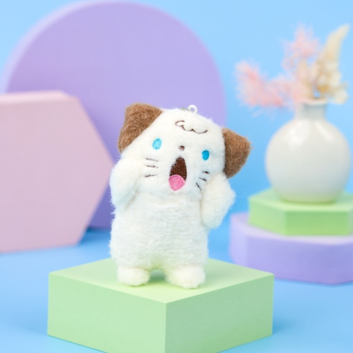 Мягкий брелок "Cry" кошка, белый 10 см