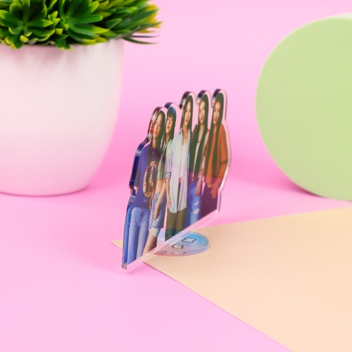 Фигурка акриловая "K-pop" NJ оптом